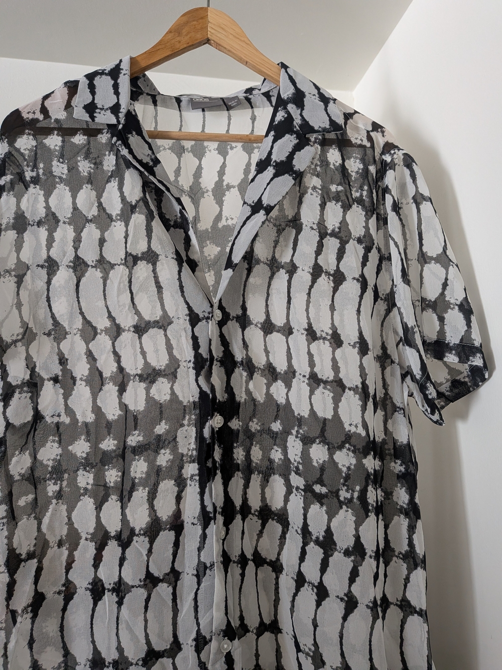 Four ASOS Brand Sheer Button Up Shirt Bundle - Picture 11 of 13